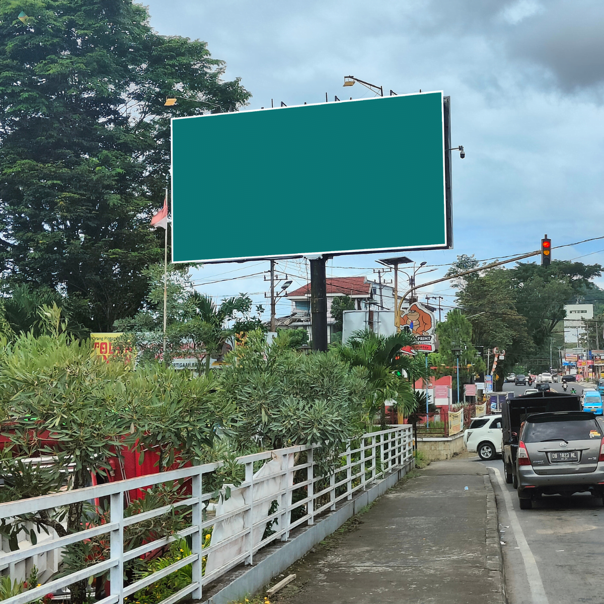 Depan SPBU Kairagi – Mapanget