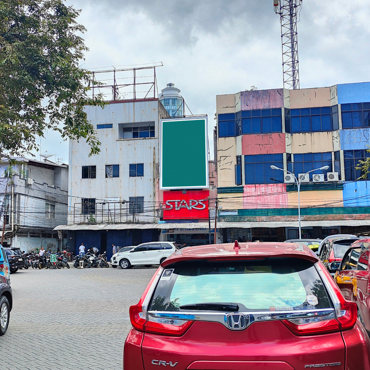 Depan Taman Kesatuan Bangsa Manado