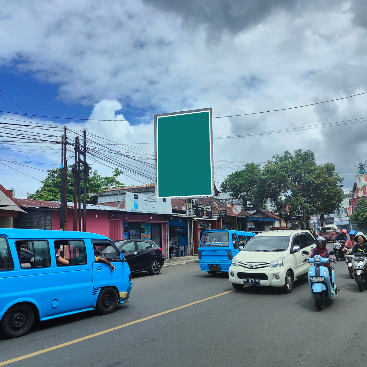 Depan Hotel Jakarta Jaya Manado